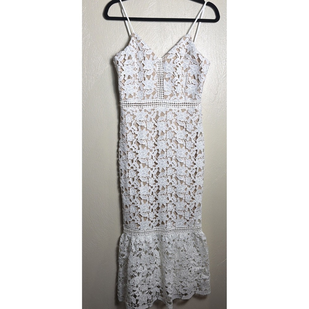 FATE White Floral Guipure Lace Midi Dress Nude Lined Trumpet Hem Small Bridal